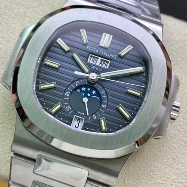 Patek Philippe Replica NAUTILUS 5726 - Image 2