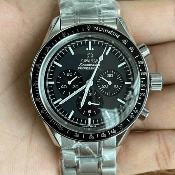 Replica Omega 42MM Speedmaster Moonwatch - Image 2