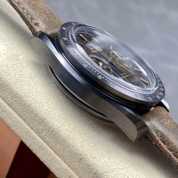 Replica Omega 44.25MM Speedmaster Dark Side of the Moon -Black Gold - Image 5