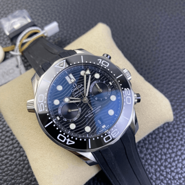 Replica Omega 44MM Seamaster Diver 300M Chronograph - Image 2