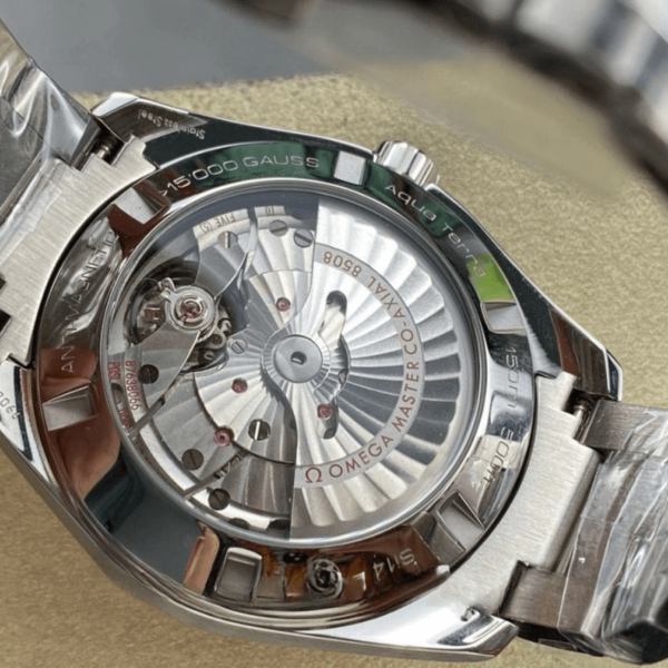 Replica Omega Seamaster Aqua Terra 150 Black & Yellow - Image 6