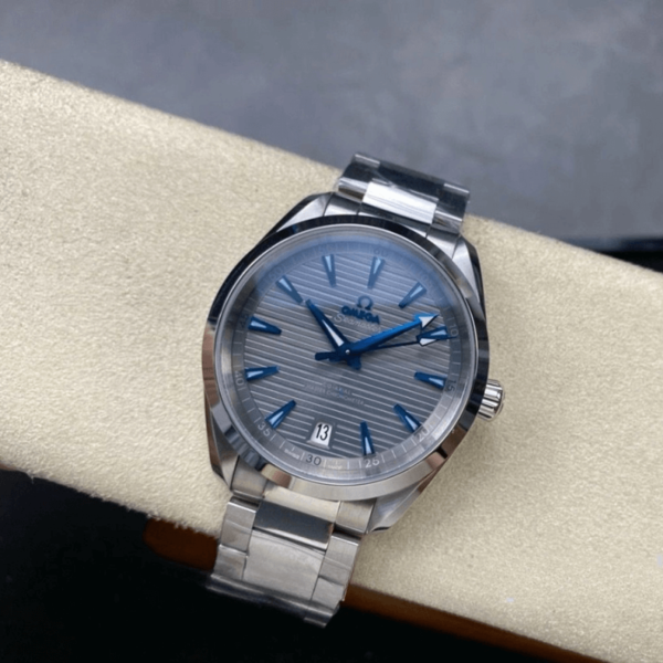 Replica Omega Seamaster Aqua Terra 150 Grey - Image 4