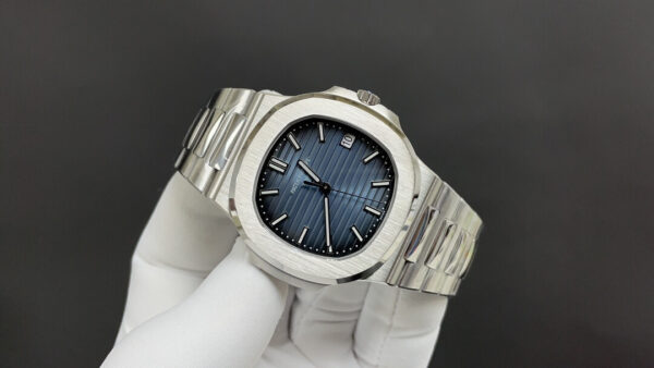 Replica Patek Philippe NAUTILUS 5811 - Image 3