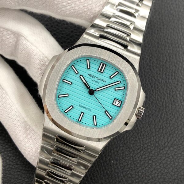 Replica Patek Philippe NAUTILUS 5811 Tiffany & Co. - Image 2