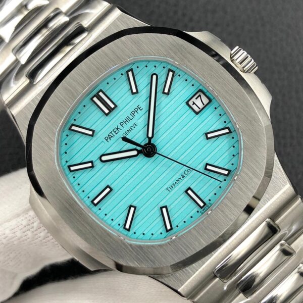 Replica Patek Philippe NAUTILUS 5811 Tiffany & Co. - Image 3