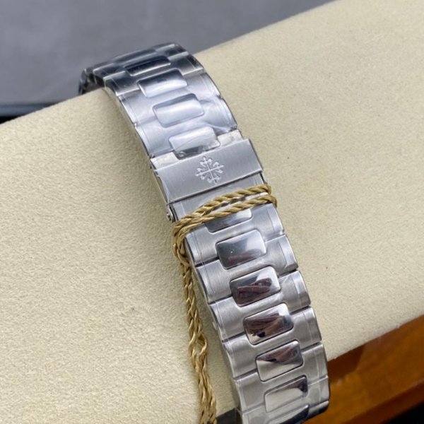 Replica Patek Philippe NAUTILUS 5980 - Image 5