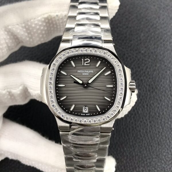 Replica Patek Philippe NAUTILUS 7118 – Diamond - Image 3