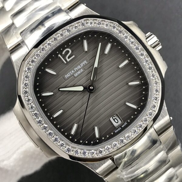 Replica Patek Philippe NAUTILUS 7118 – Diamond - Image 4