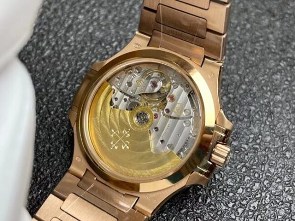 Réplica Patek Philippe NAUTILUS 7118 Diamond White Dial - Image 6