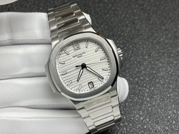 Replica Patek Philippe NAUTILUS 7118 - Image 2