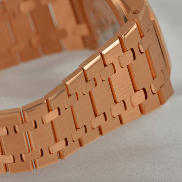 Audemars Piguet Replica Royal Oak 26522 Rose Gold - Blue Dial - Image 4