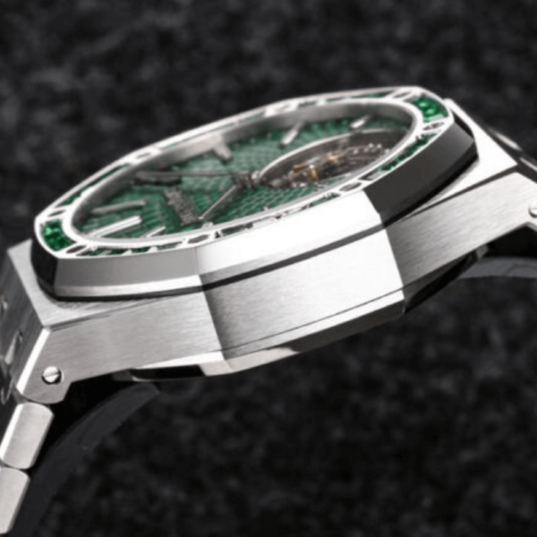 Audemars Piguet Replica Royal Oak 26530 Emerald Case - Image 4