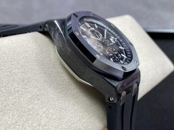 Audemars Piguet Replica Royal Oak Offshore 26400 Carbon - Image 5