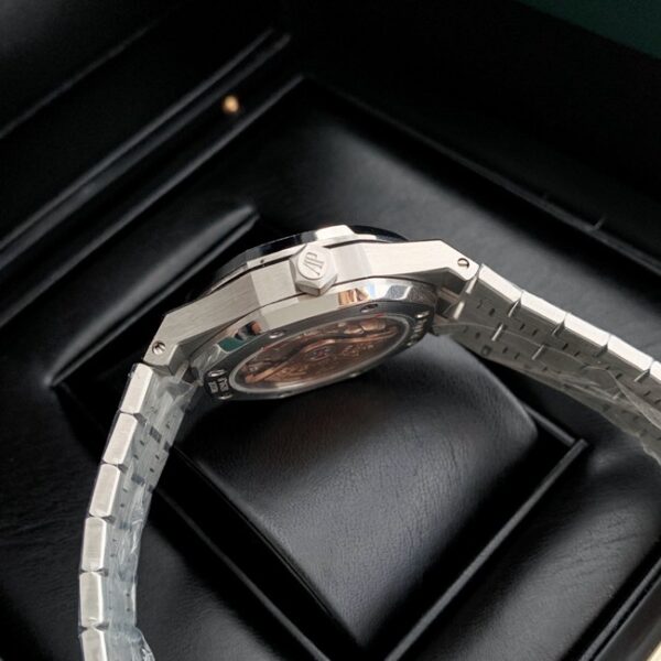 Replica Audemars Piguet Royal Oak 15450 Diamond Case - Image 5