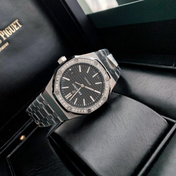 Replica Audemars Piguet Royal Oak 15451 Diamond Case - Image 3