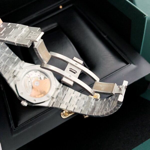 Replica Audemars Piguet Royal Oak 15451 Diamond Case - Image 7