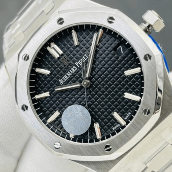 Replica Audemars Piguet Royal Oak 15510 Black Dial - Image 2