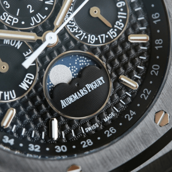 Replica Audemars Piguet Royal Oak 26579 Black - Image 4