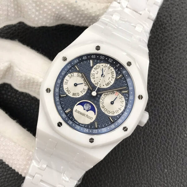 Replica Audemars Piguet Royal Oak 26579 White - Image 3