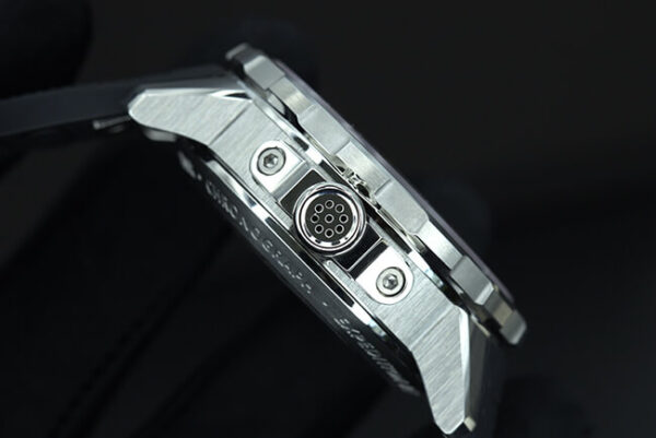 Replica IWC AQUATIMER FAMILY 44MM Black Dial - Image 4