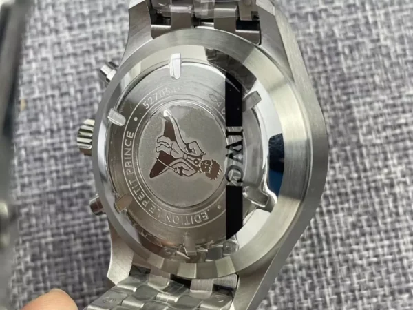 Replica IWC PILOT’S WATCHES 43MM Stainless steel Blue dial - Image 4