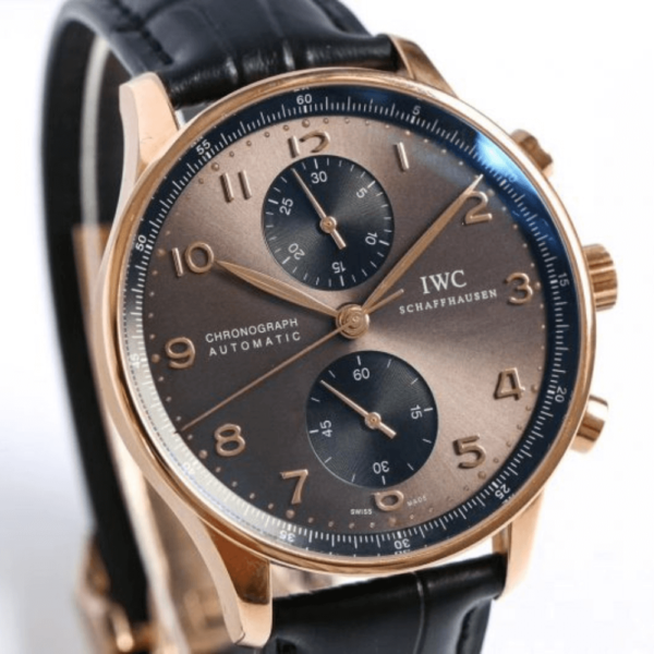 Replica IWC PORTUGIESER WATCHES 41MM Gold Case - Image 2