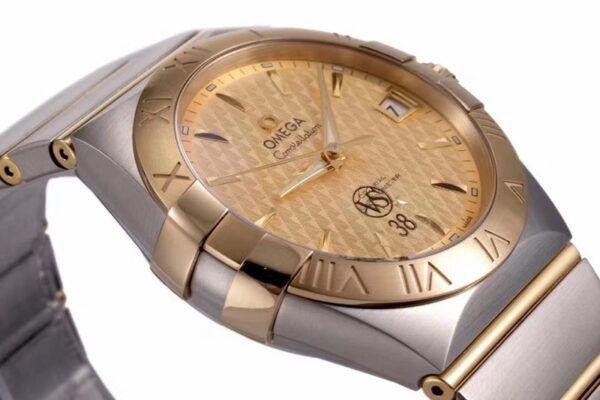 Replica Omega Constellation 38MM Gold - Image 3