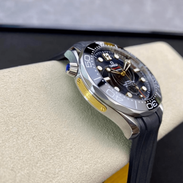Replica Omega James Bond 007 Limited Edition - Image 4