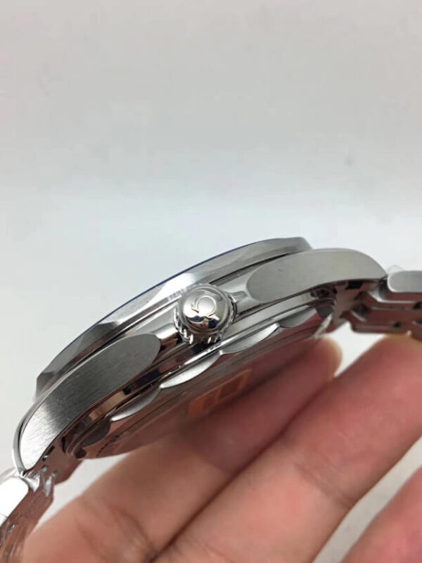 Replica Omega Seamaster 42MM 300M Grey Dial - Image 4