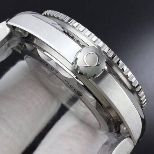 Replica Omega Seamaster 600M Planet Ocean GMT - Image 6