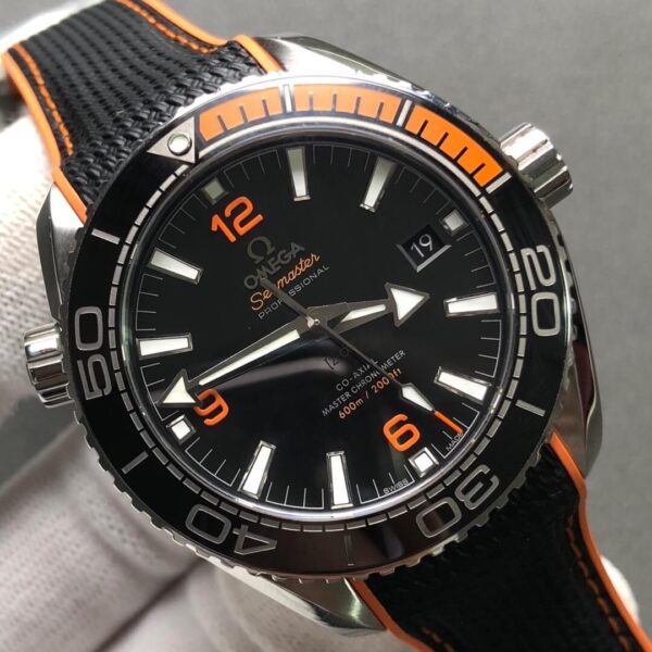 Replica Omega Seamaster Professional 600M - Image 2
