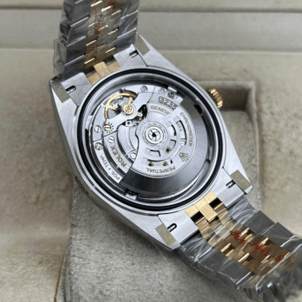Replica Rolex Datejust Jubilee Two Tone 41mm - Image 8