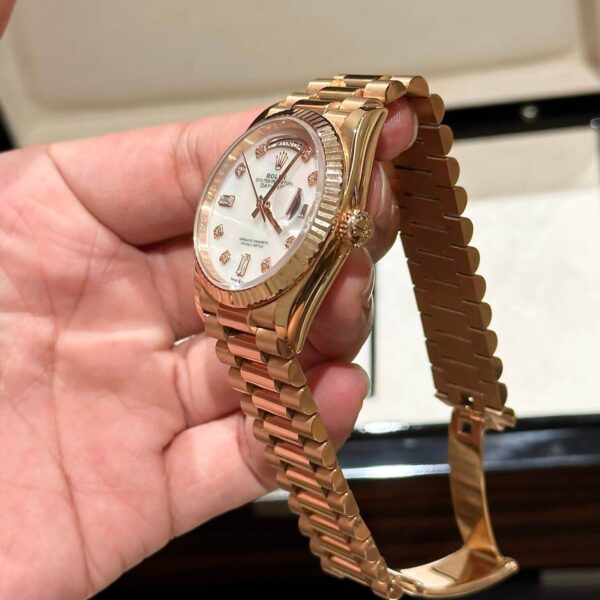 Replica Rolex Day Date Mother of Pearl 36mm - Image 4
