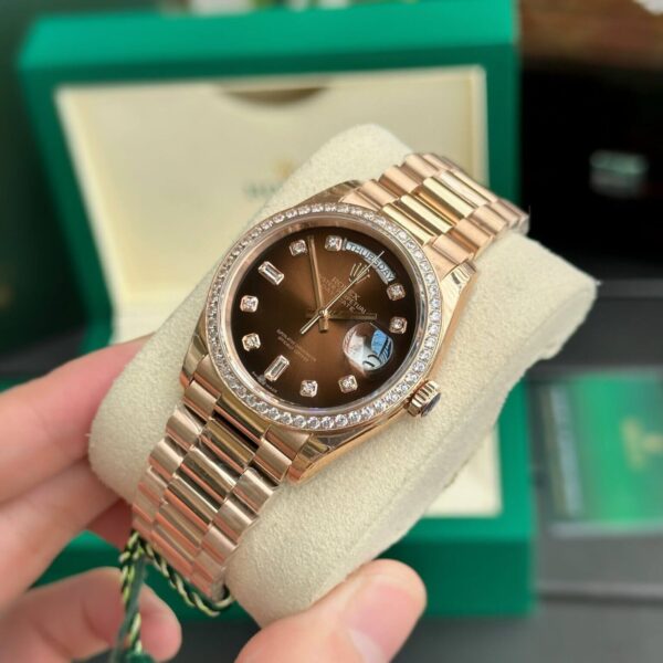 Replica Rolex Day Date Rose Gold – Chocolate Dial - Image 2