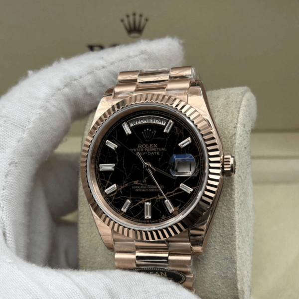 Replica Rolex Day Date Rose Gold – Eisenkiesel Dial - Image 4
