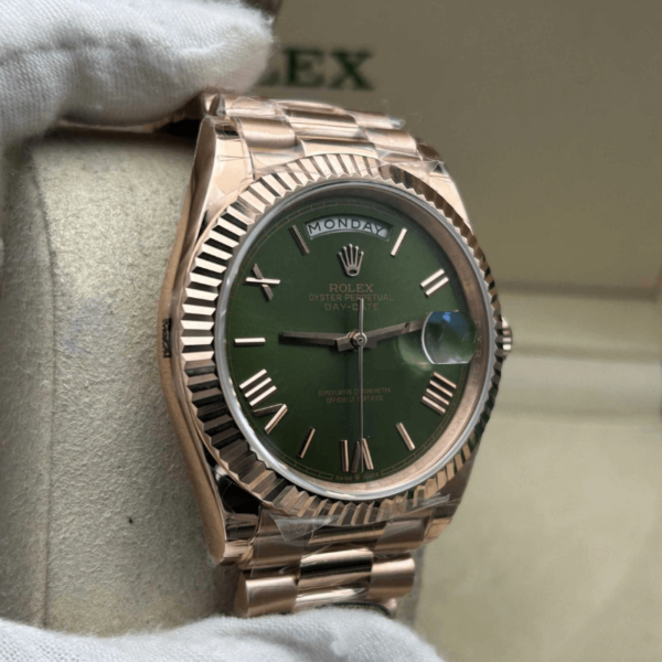 Replica Rolex Day Date Rose Gold – Green Dial - Image 3