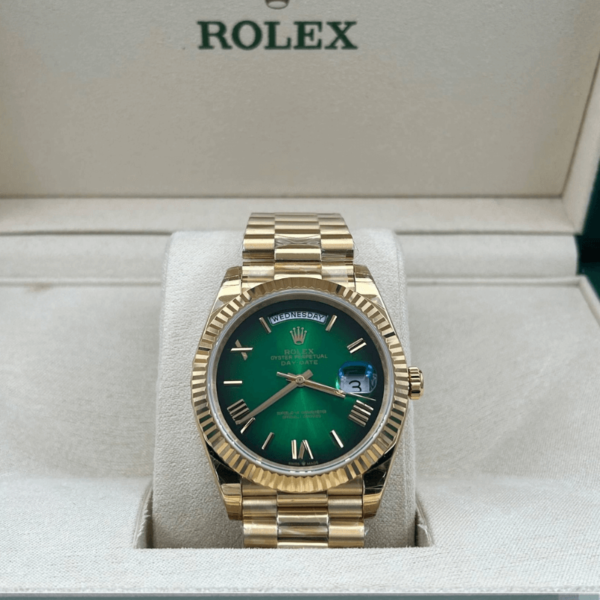 Replica Rolex Day Date Yellow Gold Ombré Green Dial - Image 2