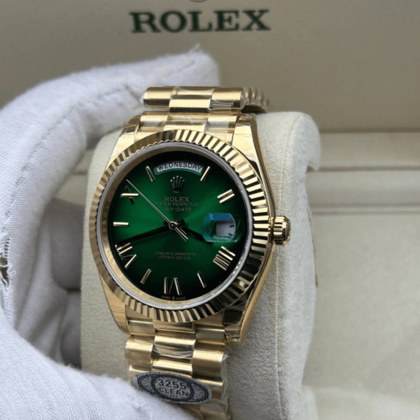 Replica Rolex Day Date Yellow Gold Ombré Green Dial - Image 4