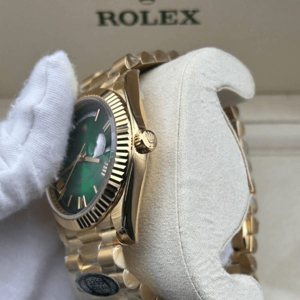 Replica Rolex Day Date Yellow Gold Ombré Green Dial - Image 6
