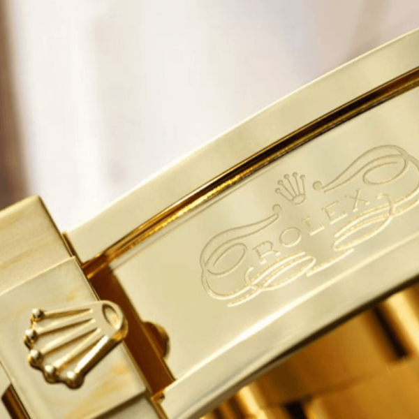 Replica Rolex Daytona Cosmograph Gold White Dial - Image 6
