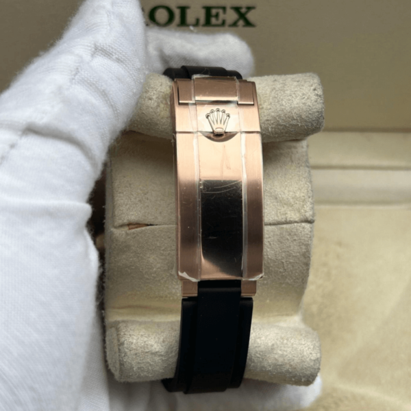 Replica Rolex Daytona Cosmograph OysterFlex - Rose Gold - Image 6
