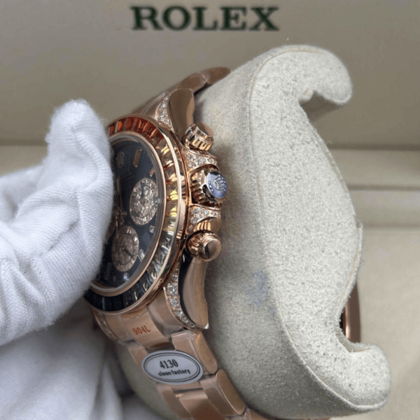 Replica Rolex Daytona Cosmograph Rainbow Diamonds - Image 4