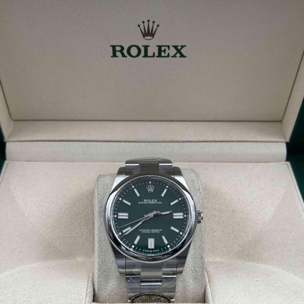 Replica Rolex Oyster Perpetual Green Dial 41mm - Image 2