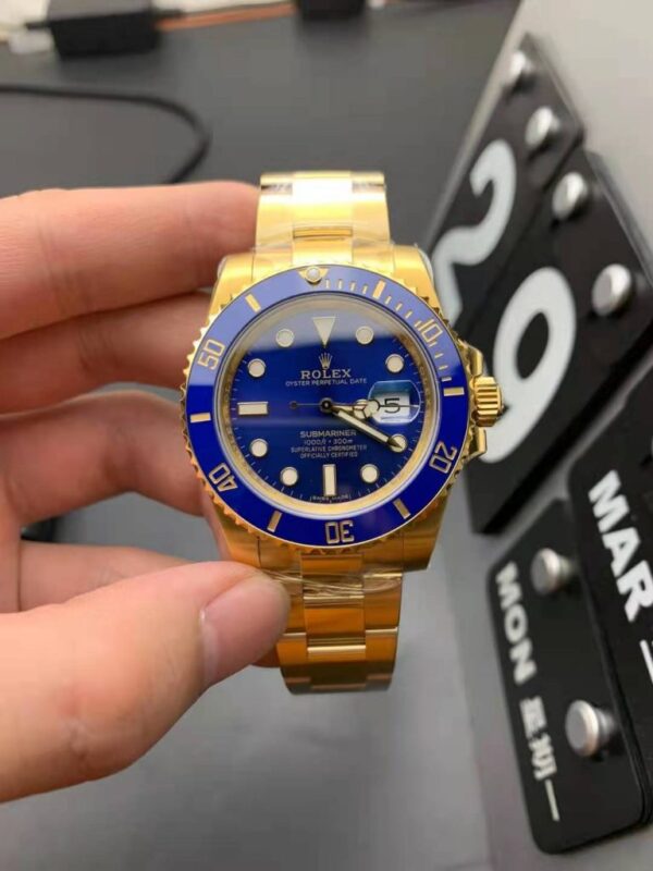 Replica Rolex Oyster Submariner Gold Blue Dial - Image 2