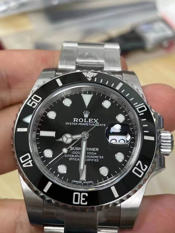 Replica Rolex Oyster Submariner Silver Black Dial - Image 2