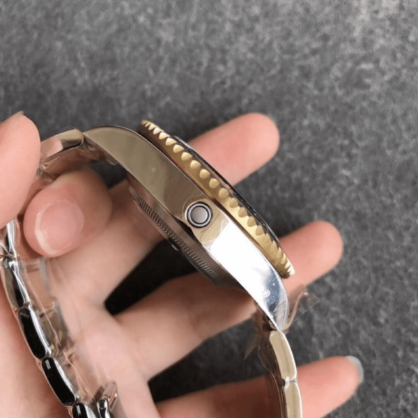 Replica Rolex Sea Dweller Two Tone - Black Dial - Image 5